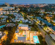 Продажи - Вилла - Marbella - Nueva Andalucia, Aloha