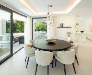 Продажи - Вилла - Marbella - Nueva Andalucia, Las Brisas