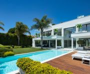 Sales - Villa - Marbella - East Marbella