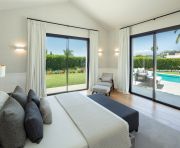 Sales - Villa - Marbella - Nueva Andalucia, Aloha