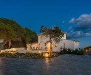 Venta - Chalet - Estepona