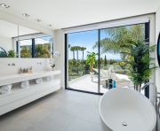 Venta - Chalet - Marbella - Marbella Este