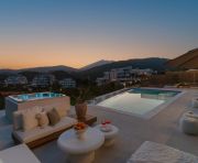Venta - Chalet - Marbella - Nueva Andalucia, Aloha