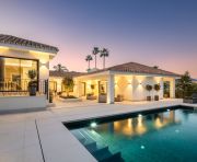 Venta - Chalet - Marbella - Nueva Andalucia, Las Brisas