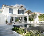 Venta - Chalet - Marbella - Nueva Andalucía