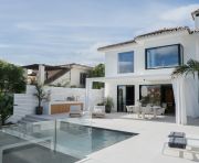 Venta - Chalet - Marbella - Nueva Andalucía