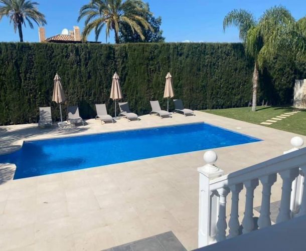 Villa - Försäljning - Marbella - Nueva Andalucía