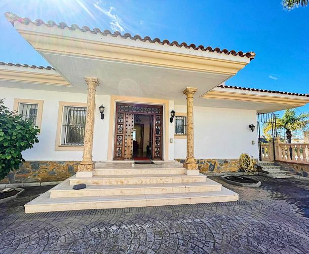 Villa - Long Term Rentals - Benahavis - La Heredia