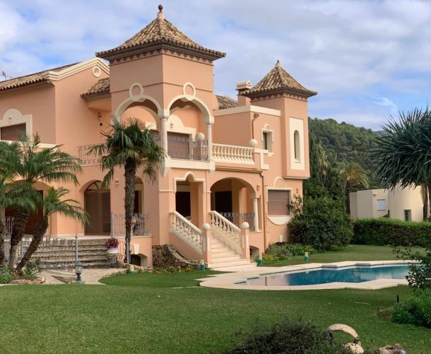 Villa - Long Term Rentals - Marbella - Sierra Blanca 