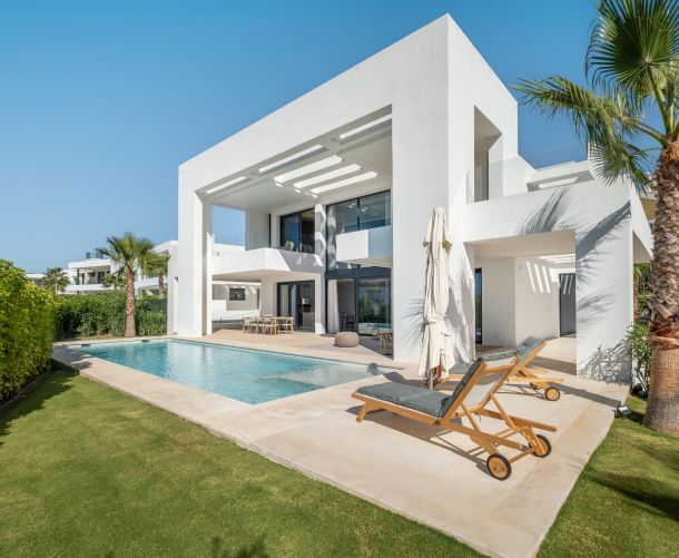 Вилла - Продажи - Estepona - LHVC-270-JL